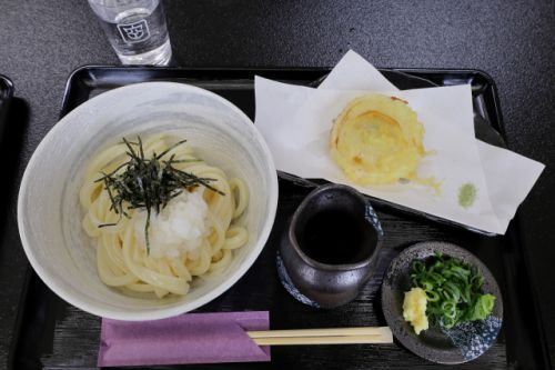小麦の風味豊かなコシの強い極太うどん 手打ちうどん 空 ーそらー @ 善通寺市 今年五回目の讃岐うどんツアー 2軒目 210422