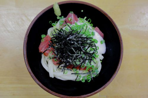 満腹でもツルリと食べられる美味しいうどん 手打うどん 三徳 @ 高松市林町 今年六回目の讃岐うどんツアー 五軒目 210612