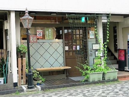 久米川 「手繰りや 玄治」 出汁に染み入る「冷やし浅利そば」