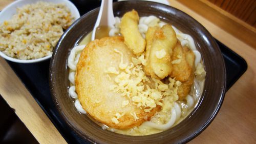 【福岡】ごぼ天・丸天・カレーうどん♪@釜揚げ 牧のうどん 博多バスターミナル店