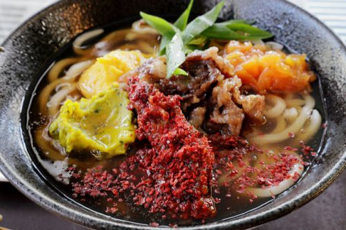 諏訪ノ森で月に一日だけ営業するうどん店で三柿さん家のハロウィンカレーうどん めん処 むく @ 諏訪ノ森 211028