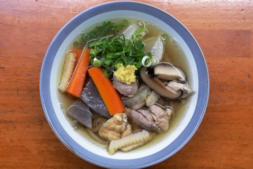 香川県のうどん屋に昔からある系のソバ 純手打うどんよしや @ 丸亀市飯野町 今年13回目の讃岐うどんツアー 2軒目 201204