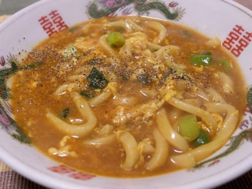 お家で「得正カレーうどん」&「神戸元町肉まん」 セットランチ♪ 220222