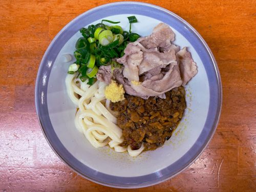 二日酔いの胃袋に染み入るスパイスカレーうどん 純手打うどんよしや @ 丸亀市飯野町 突発的讃岐うどんツアー 一軒目 220212