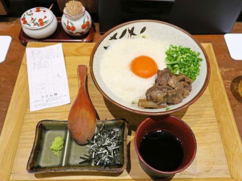 「うどん棒 大阪本店」-12 大阪駅前第3ビル 6月限定 牛すじ とろろうどん♪ 220624