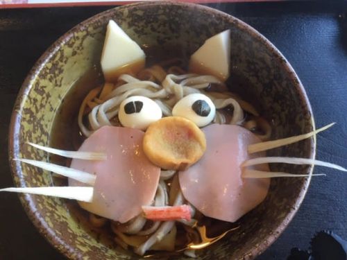 これが本当のたぬきそば?