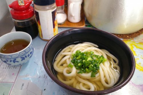 なめらから口当たりのもっちりとした製麺所のうどん 多田製麵所 @ 木田郡三木町 香川本鷹讃岐ツアー 一日目の一軒目 220717