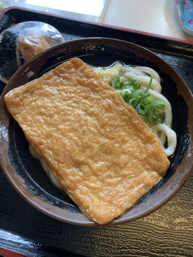 手打十段うどん バカ一代(冷やかけ+お揚げ+助六)