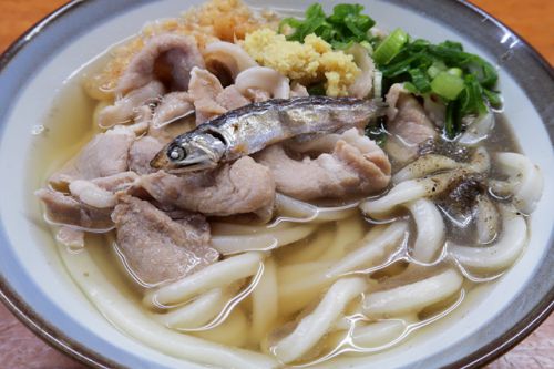 イリコの香ばしいかほりがたまりません！　純手打うどん よしや ＠ 丸亀市飯野町　今年はじめての讃岐うどんツアー　３軒目　210108