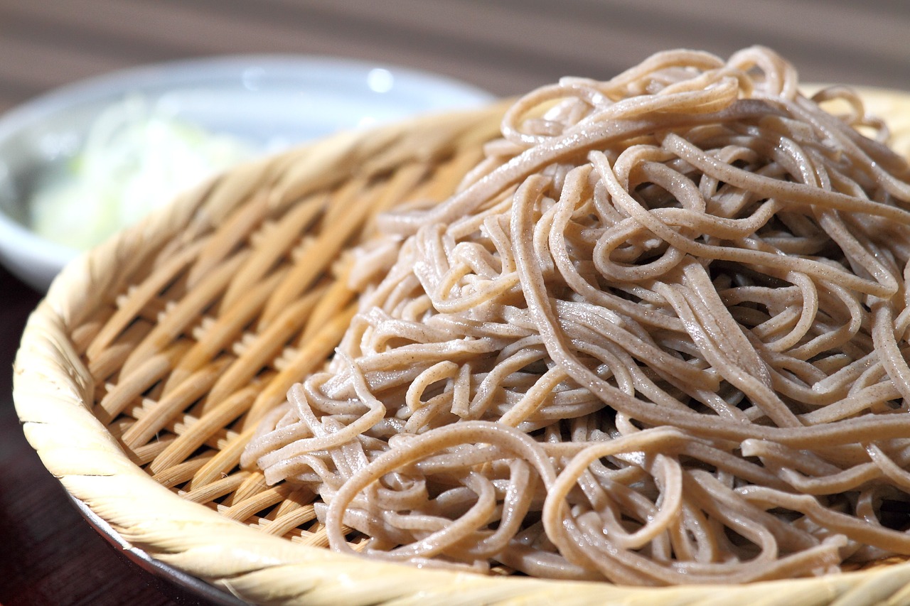 岡山玉野『うどん館』ゆで置き一切なしの肉ぶっかけうどんと鶏天ぷら!