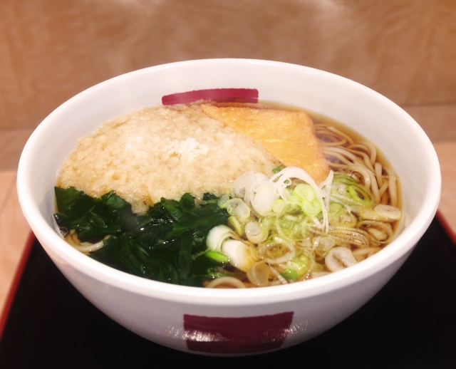岡山玉野『うどん館』ゆで置き一切なしの肉ぶっかけうどんと鶏天ぷら!